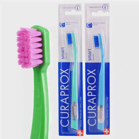 Набор 2+1 детских зубных щёток Curaprox 7600 Smart-0